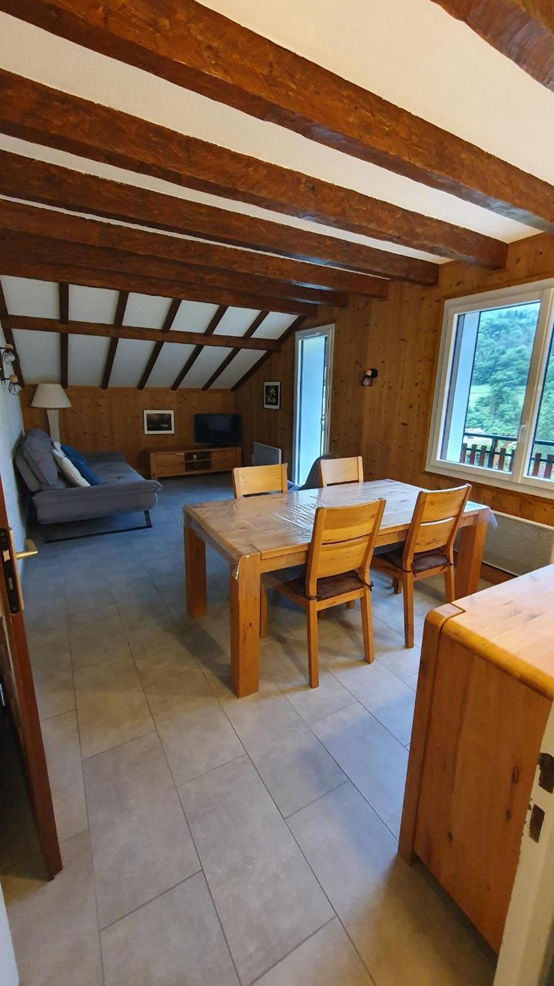 Agreable T3 Entre Lac Et Montagne Seythenex Exterior photo