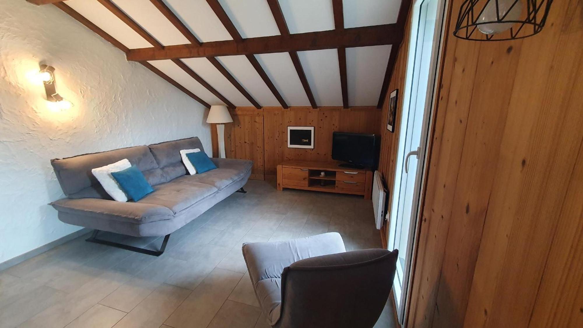 Agreable T3 Entre Lac Et Montagne Seythenex Exterior photo